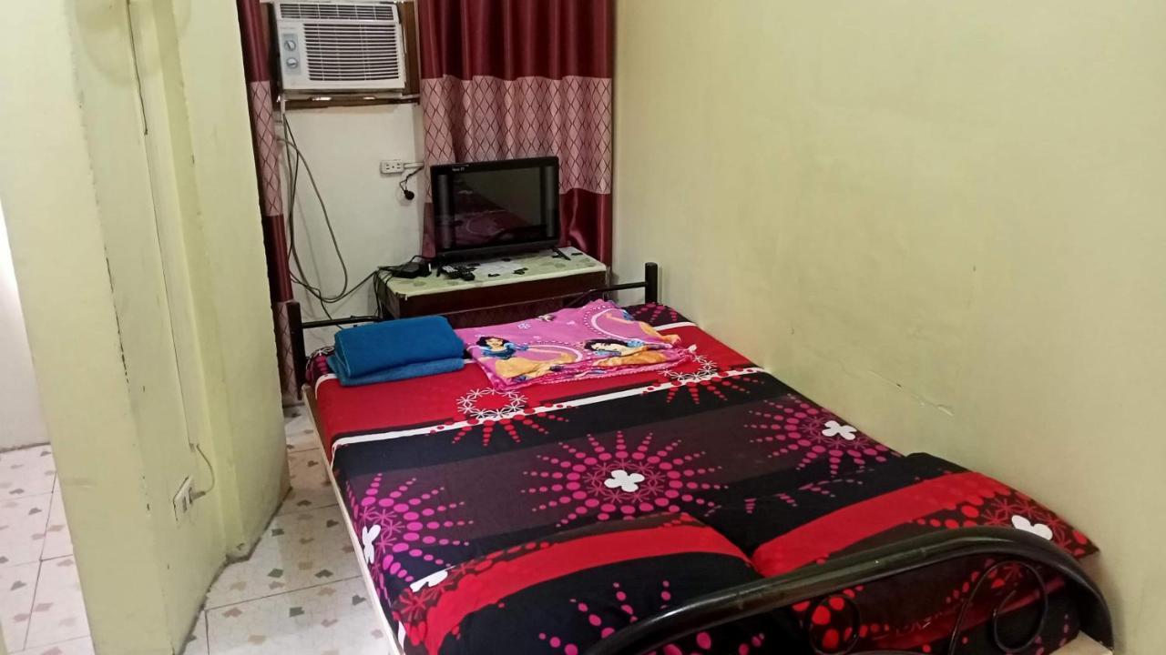 Belen Favila Transient Rooms Near Airport Terminal 3 Манила Екстериор снимка
