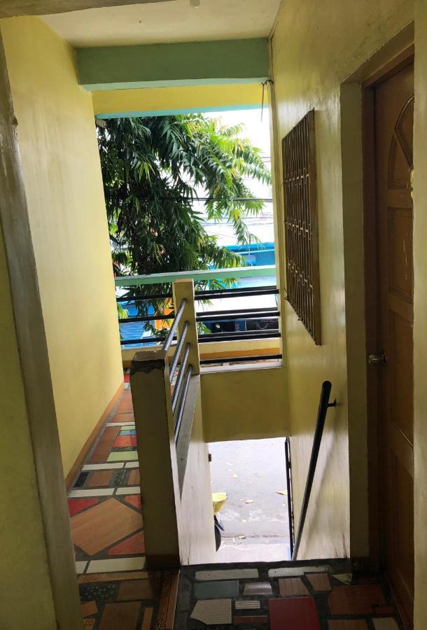 Belen Favila Transient Rooms Near Airport Terminal 3 Манила Екстериор снимка